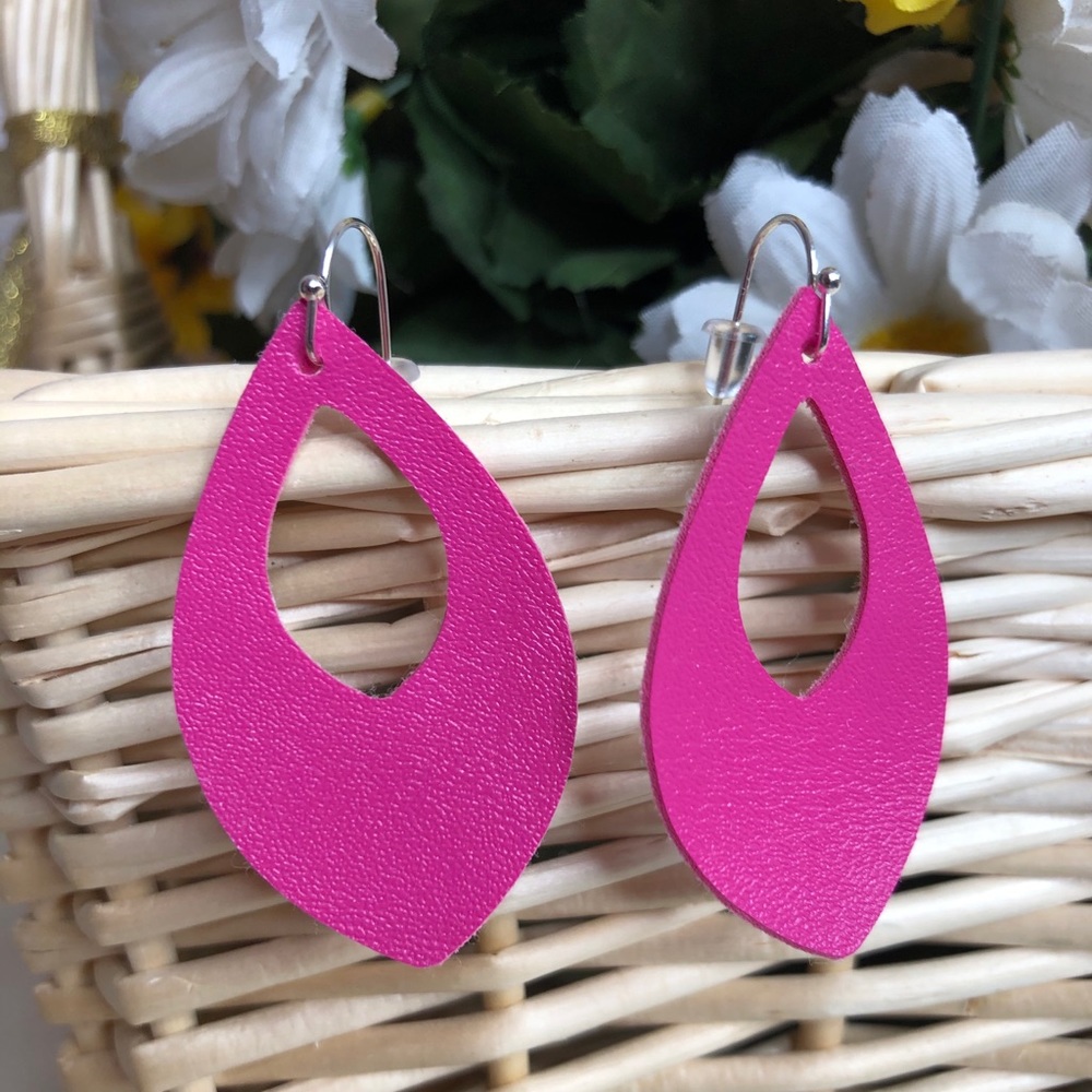 Brand New-Barbie Pink Drop Earrings